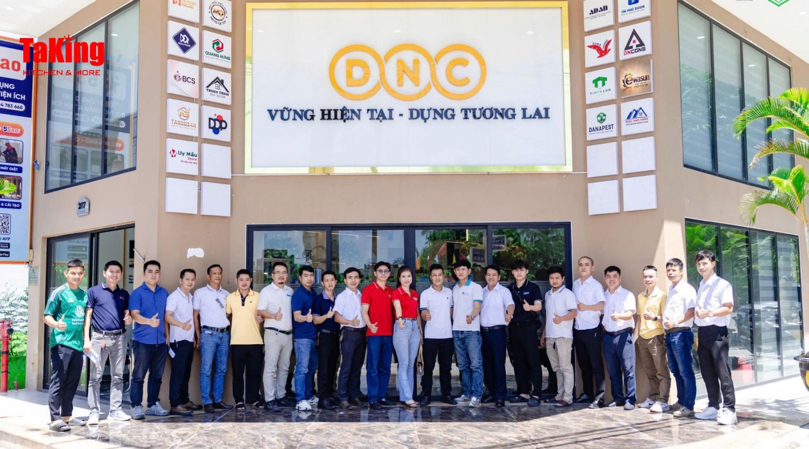 Giải bóng đá thiện nguyện Nụ Cười Tháng 10