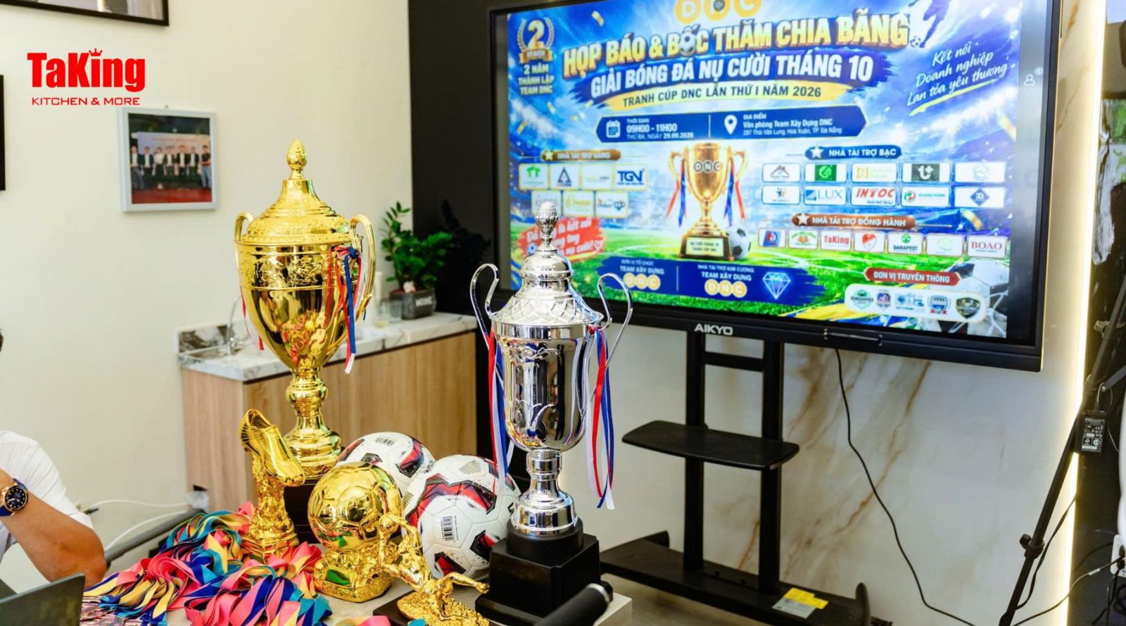 Giải bóng đá thiện nguyện Nụ Cười Tháng 10